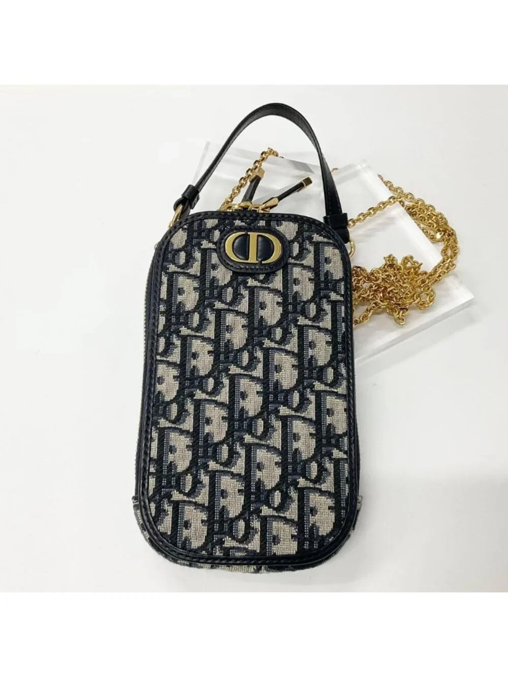 Dior 30 Montaigne Handbag